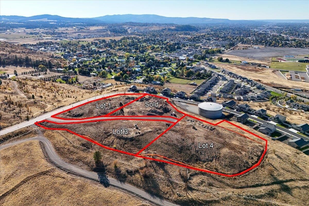 Property Photo:  20907 E Valley Vista Dr Lot 4  WA 99019