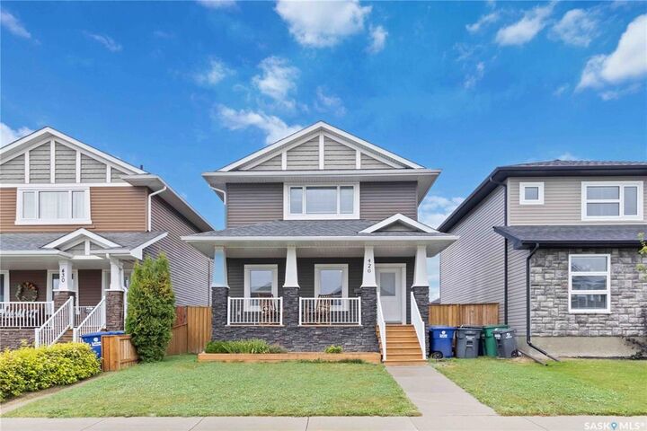 426 Veltkamp Crescent  Saskatoon SK S7T 0S2 photo