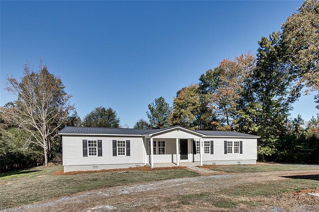Property Photo: 195 Freeman Electric Road NC 27371