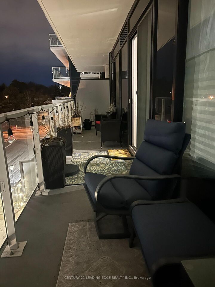 Property Photo:  20 O'Neill Road 330  ON M3C 0R2 