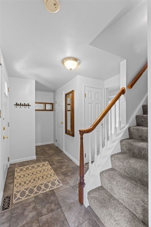 Property Photo: 492 Lorlita Lane PA 15102