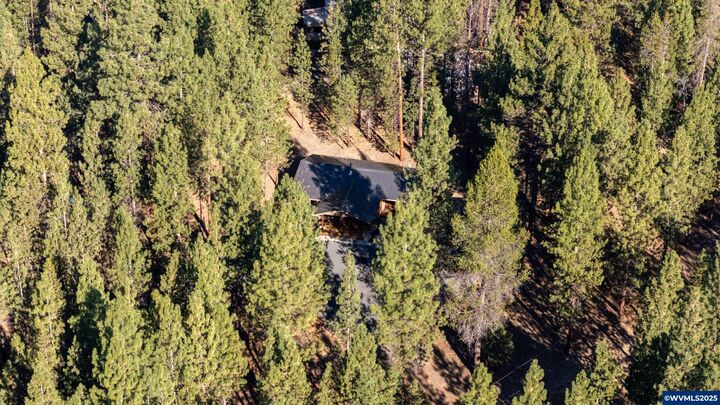Property Photo:  14870 S Sugar Pine Wy  OR 97739