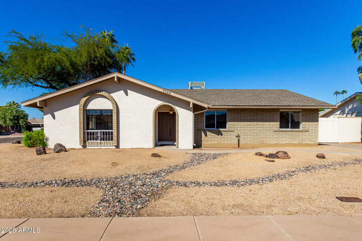 2164 W Eugie Avenue  Phoenix AZ 85029 photo