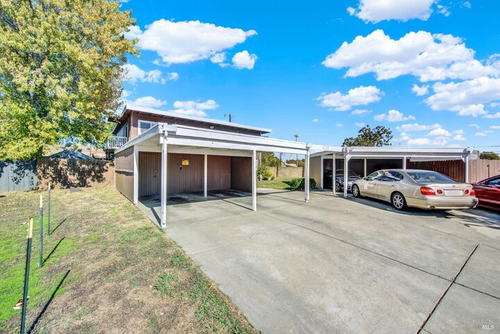 Property Photo:  1712 Arthur Court  CA 94533