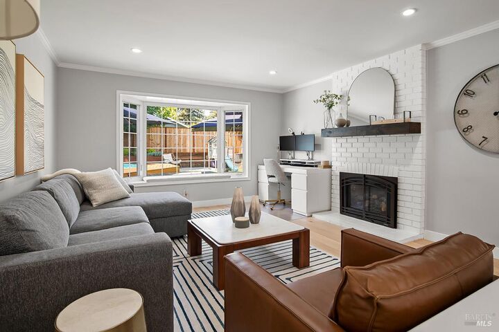 Property Photo:  145 San Carlos Way  CA 94945