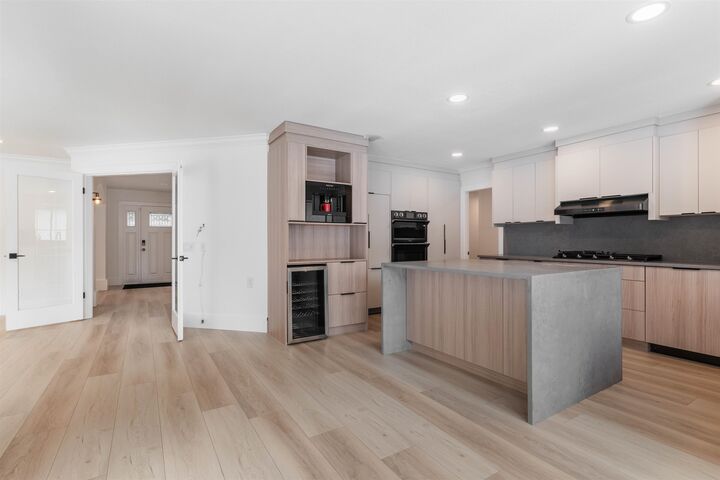 Photo de la propriété: 2892 140 Street BC V4P 2H9