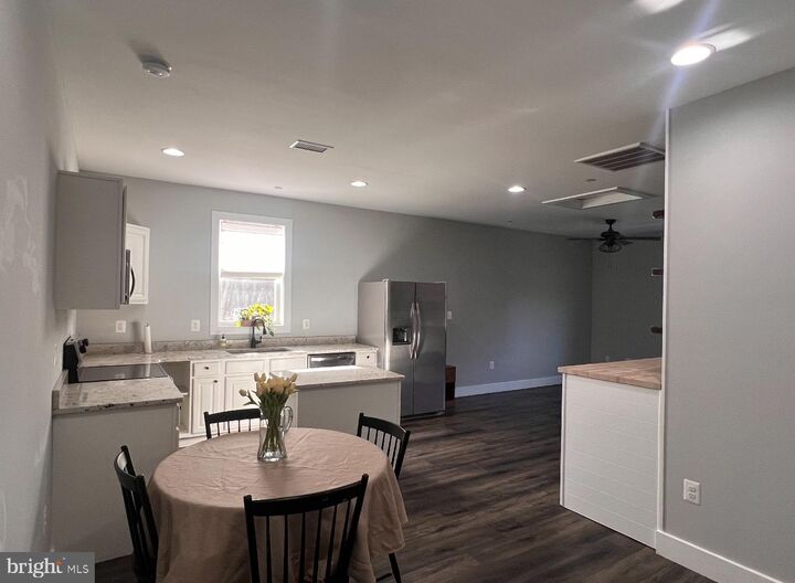 Property Photo: 8449 Stevens Road MD 20736