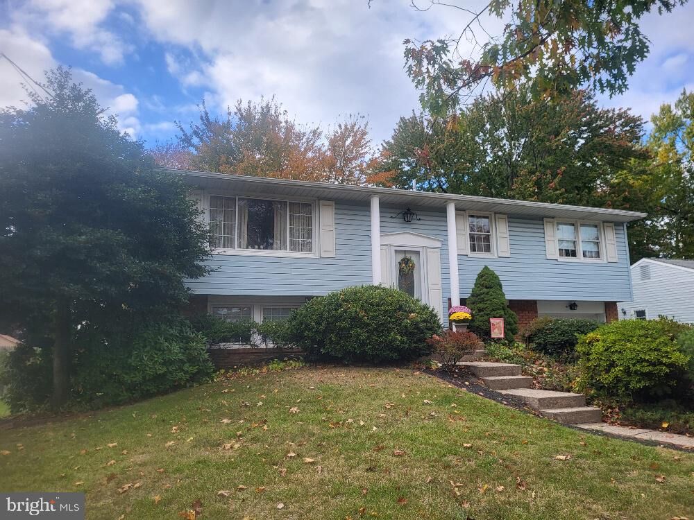 Property Photo:  408 Windsor Drive  NJ 08002