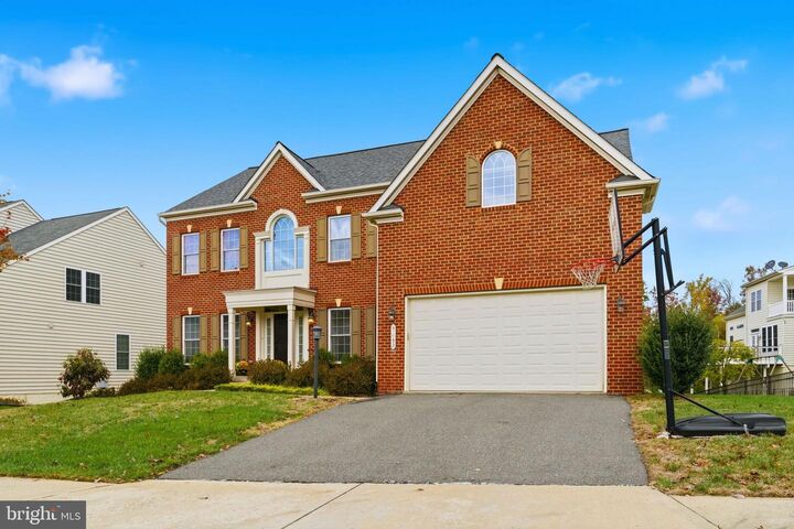 Property Photo:  41992 Holder Hill Court  VA 20105 