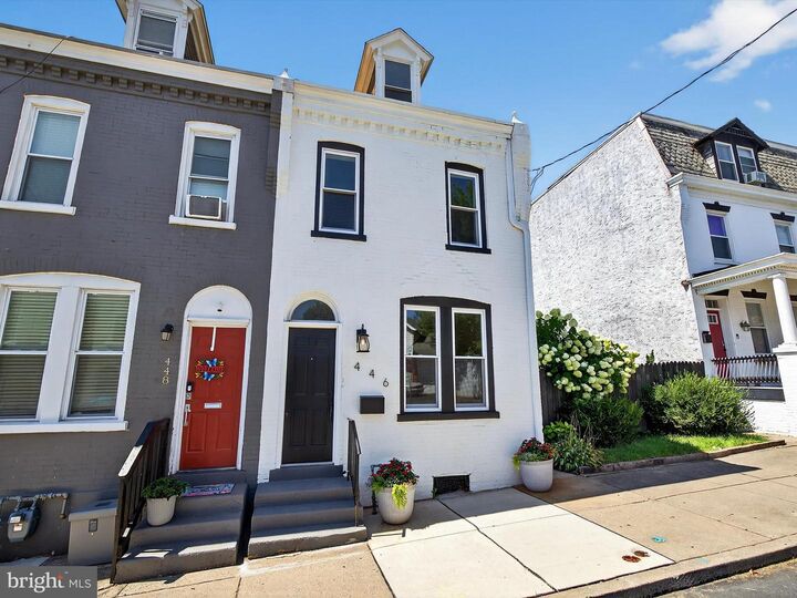 446 S Plum Street  Lancaster PA 17602 photo