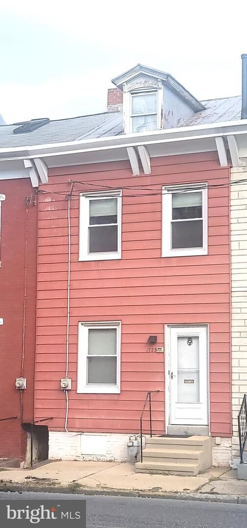 Property Photo:  1725 Cotton Street  PA 19606