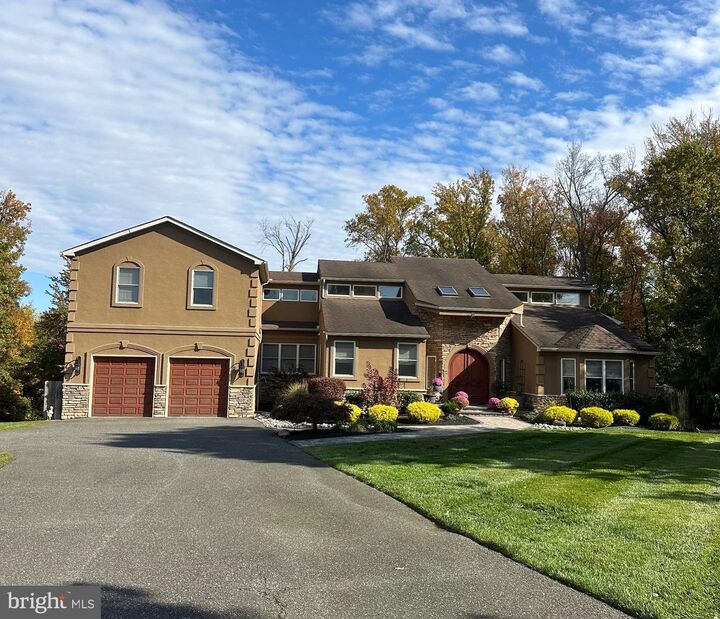 18 Lansbrook Court  Sewell NJ 08080 photo