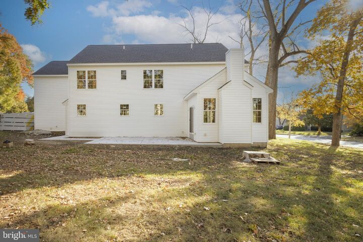 Property Photo:  900 Bellaire Avenue  PA 19002