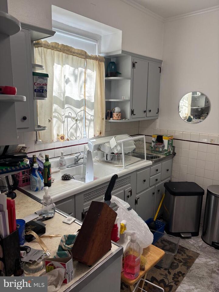 Property Photo:  5710 Drexel Road  PA 19131