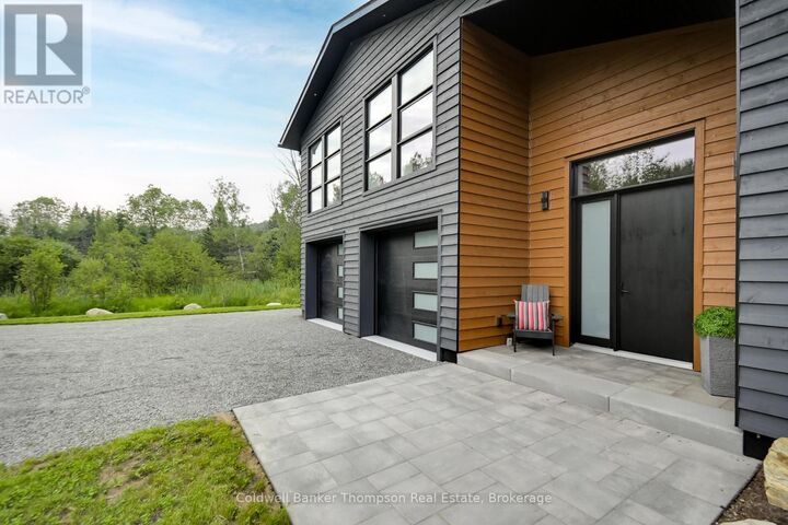 Photo de la propriété:  120 Vernon Shores Avenue  ON P1H 2J2 