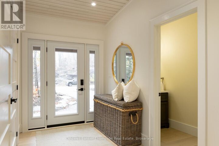 Property Photo:  10 St George'S Court  ON P1H 1B1 