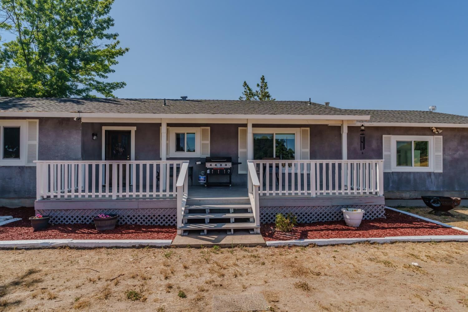 Property Photo: 9680 Warren Road CA 95252