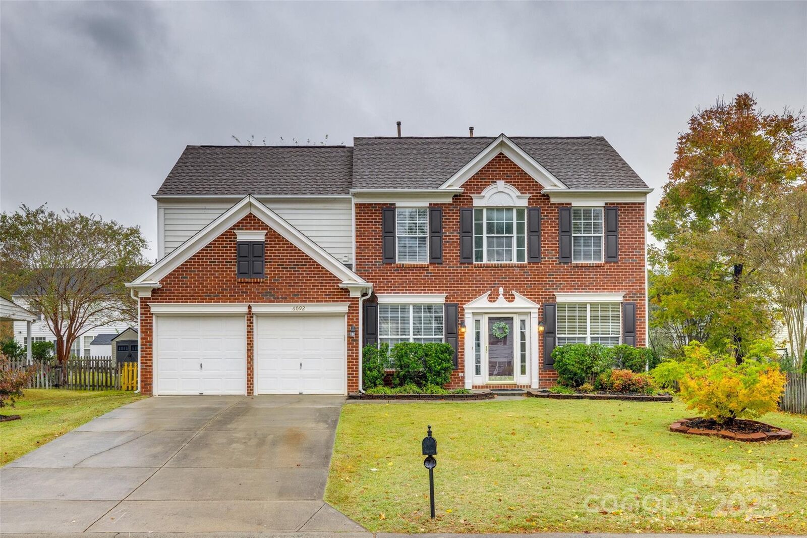 Property Photo: 6092 Creekview Court NC 28075