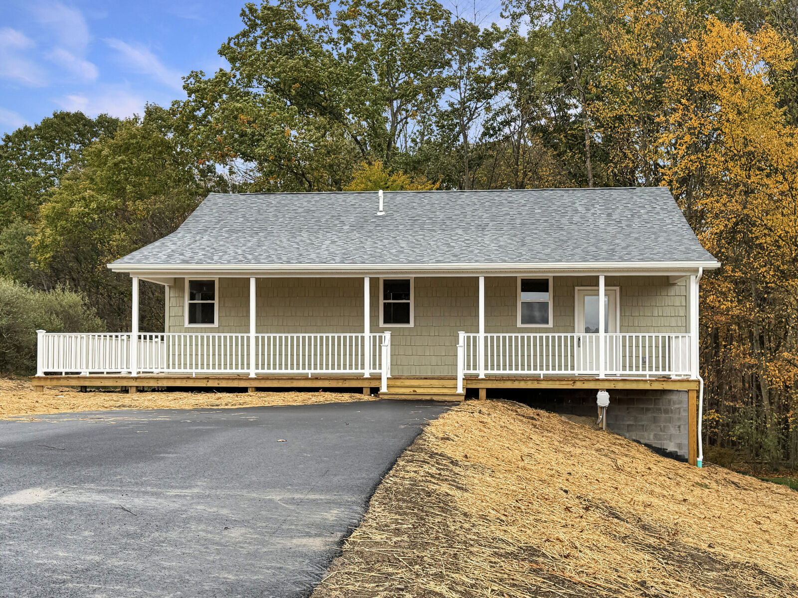 Property Photo:  152 Settlement Point Rd  PA 15801