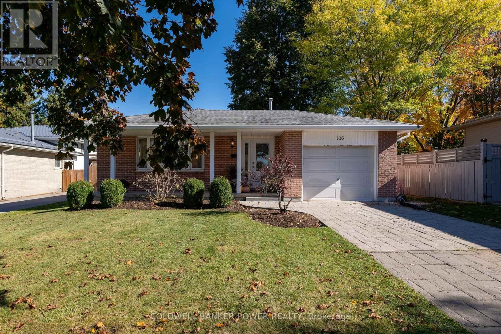 Property Photo:  106 Hazelwood Crescent  ON N0L 1B0 