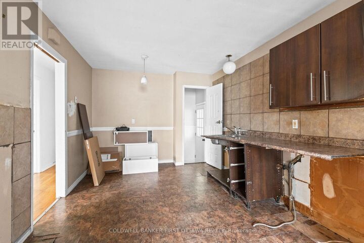 Photo de la propriété:  173 Knoxdale Road  ON K2G 1B1