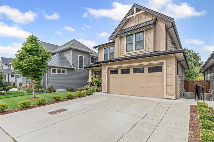 Photo de la propriété:  46211 Promontory Road 59  BC V2R 0E5