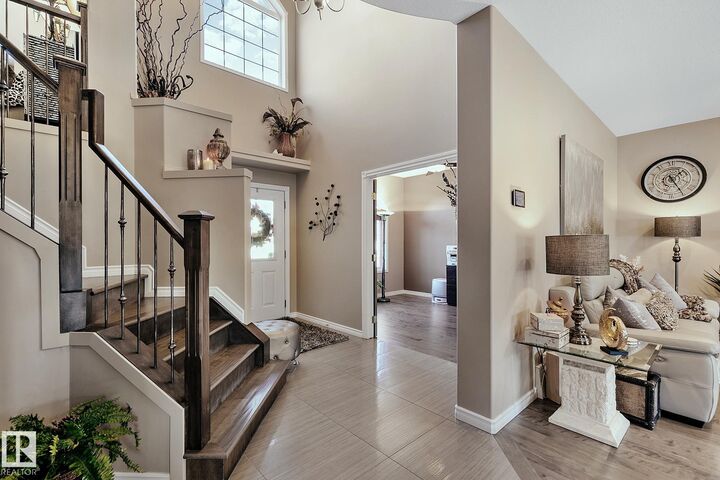 Property Photo:  8619 160 Avenue NW  AB T5Z 3H9