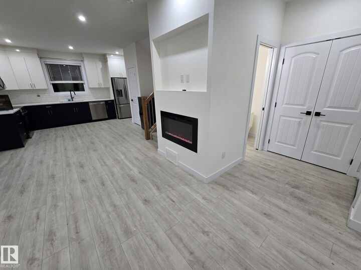 Property Photo:  15415 105 Avenue NW  AB T5P 4R3 