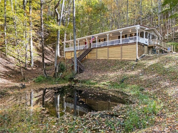 Property Photo: 4227 White Oak Drive GA 30546