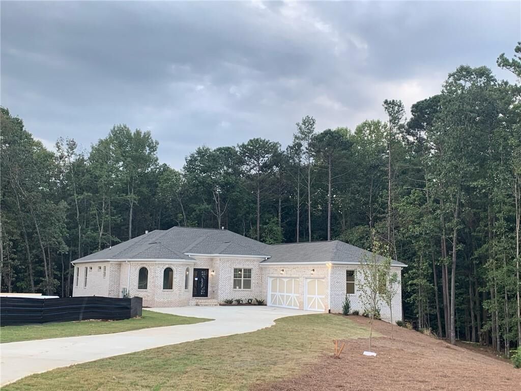 Property Photo:  6420 Thurgood Circle Road  GA 30038