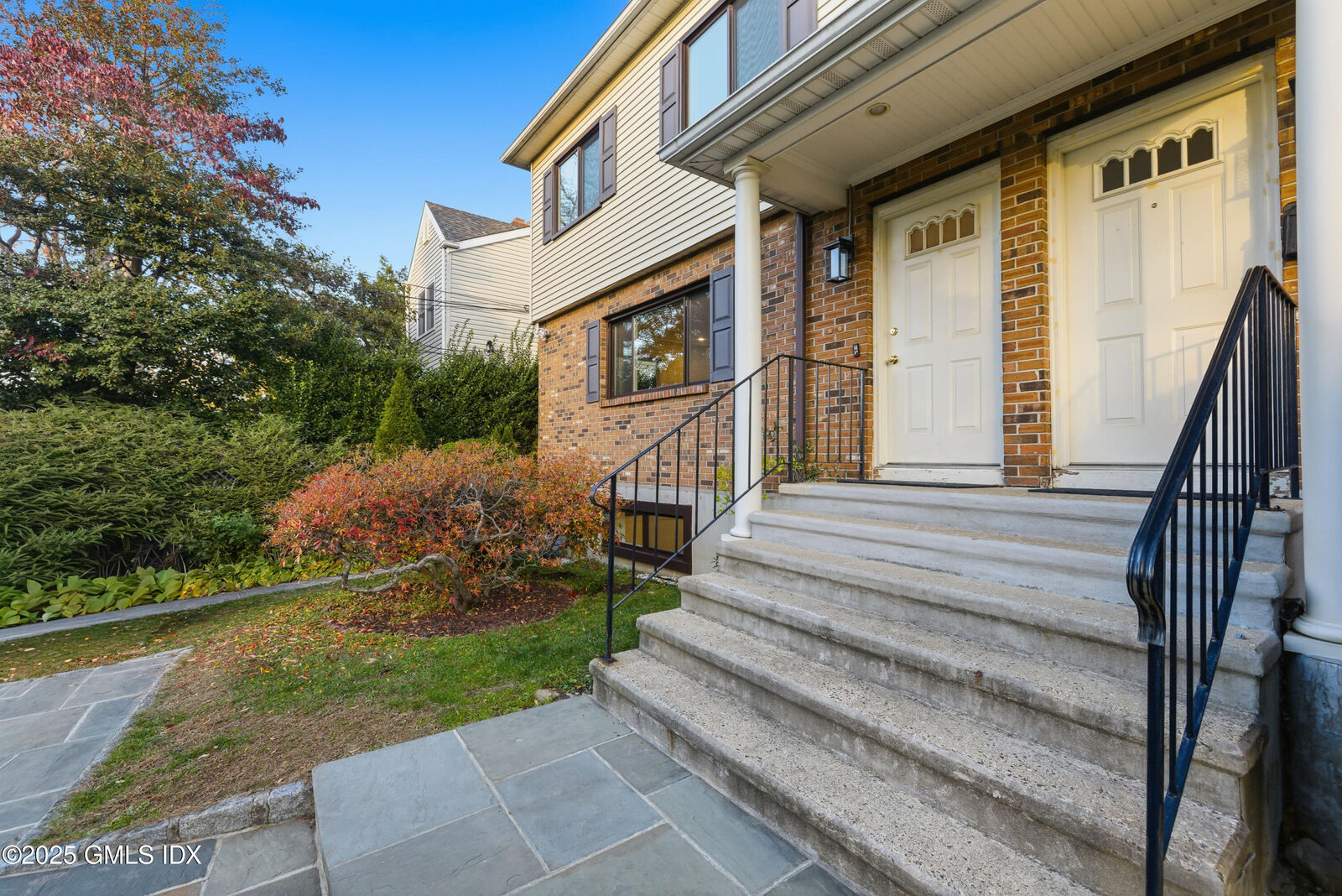 Property Photo: 37 Windy Knolls CT 06831