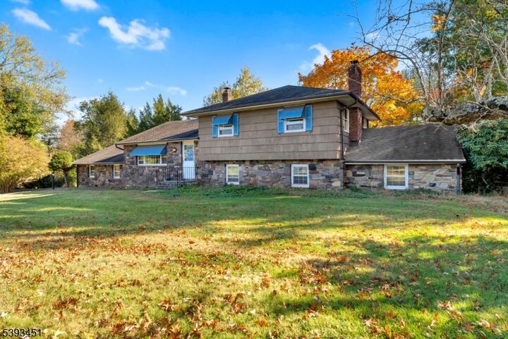 Property Photo:  10 Samuel Dr  NJ 08822