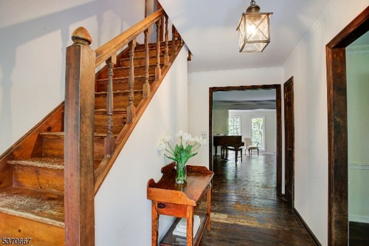 Property Photo:  13 Meadow Lane  NJ 08833