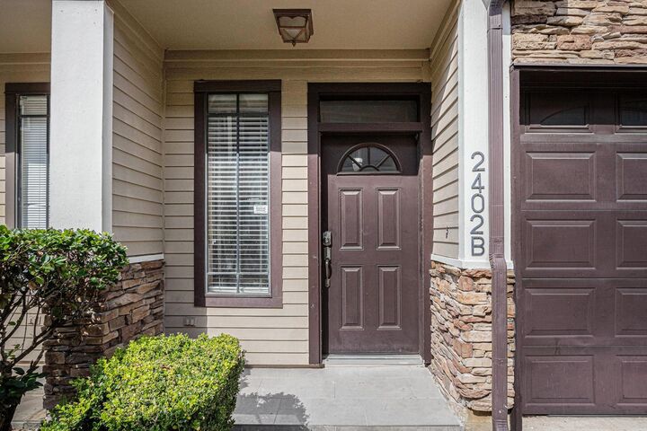 Property Photo:  2402 Calumet Street B  TX 77004