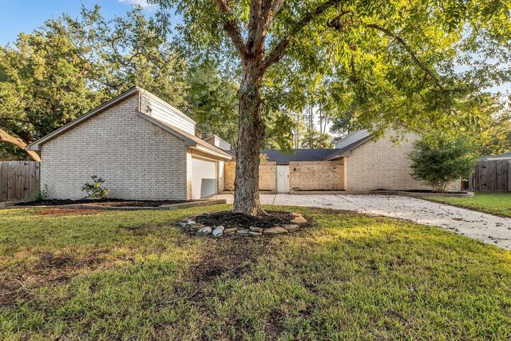 Property Photo: 11514 Chetman Drive TX 77065