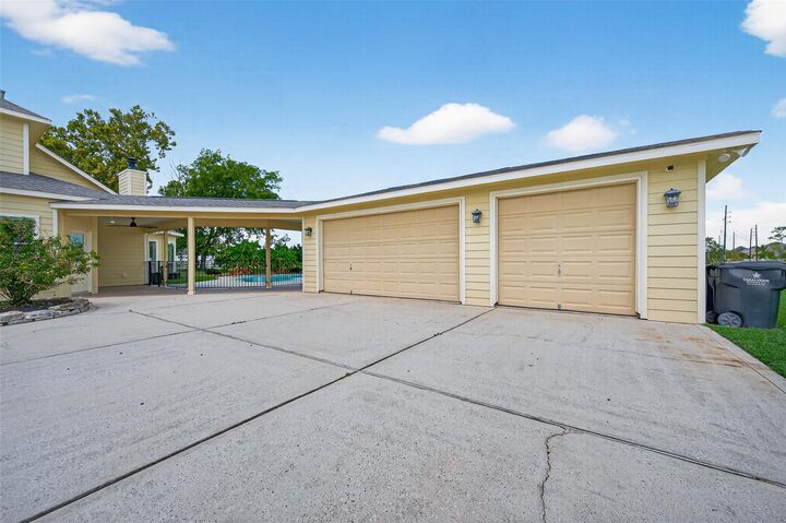 Property Photo:  19634 Stone Lake Drive  TX 77377