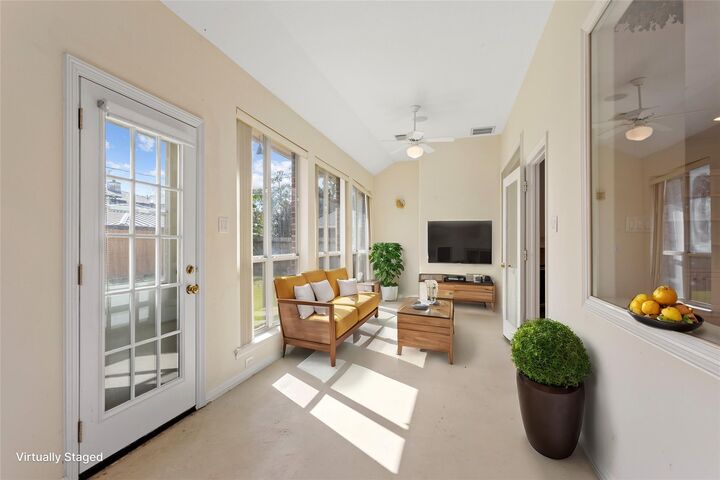 Property Photo:  7903 S Wellington Court  TX 77055