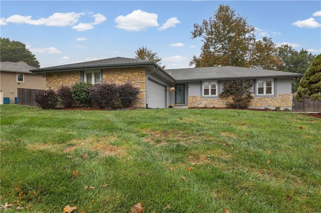 Property Photo: 18800 E 28th Terrace MO 64057