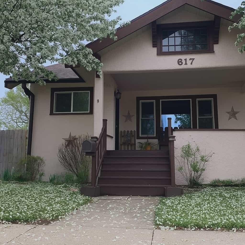 Property Photo:  617 E Charles  IA 50662