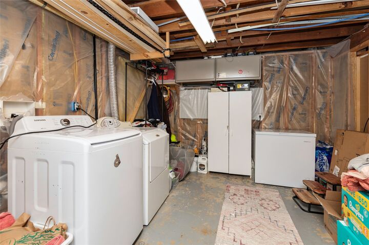 Property Photo:  270 N Pleasant Hill Boulevard  IA 50327