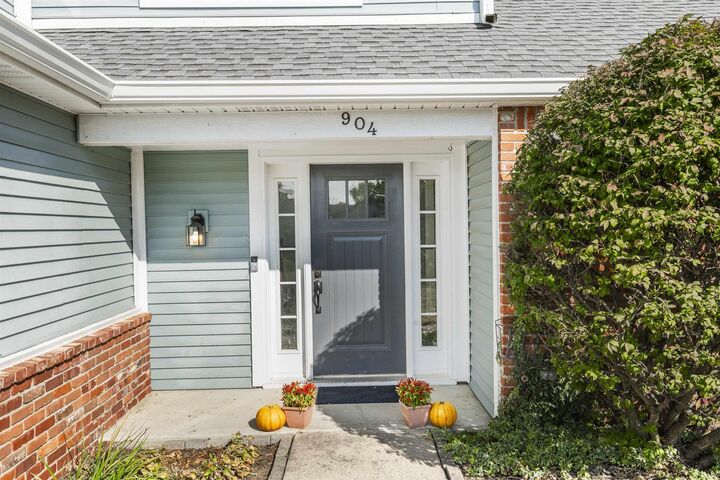 Property Photo: 904 Brendon Drive IN 46168