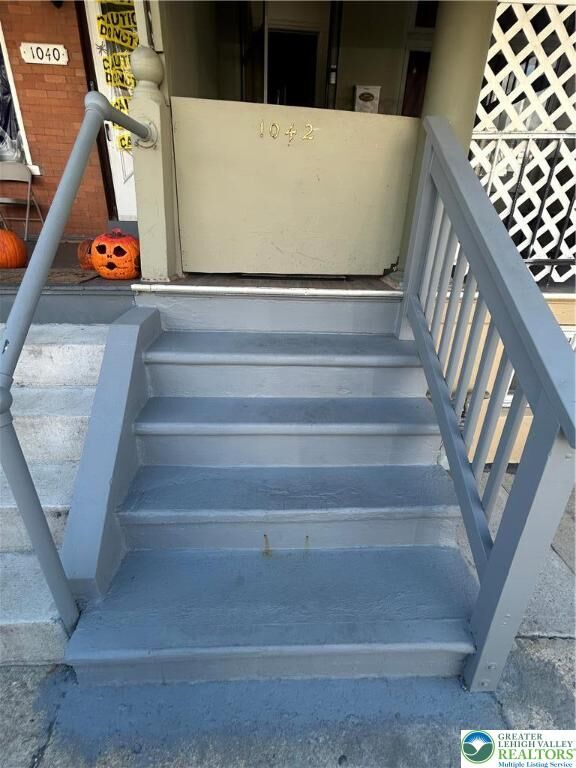 Property Photo: 1042 W Allen Street PA 18102