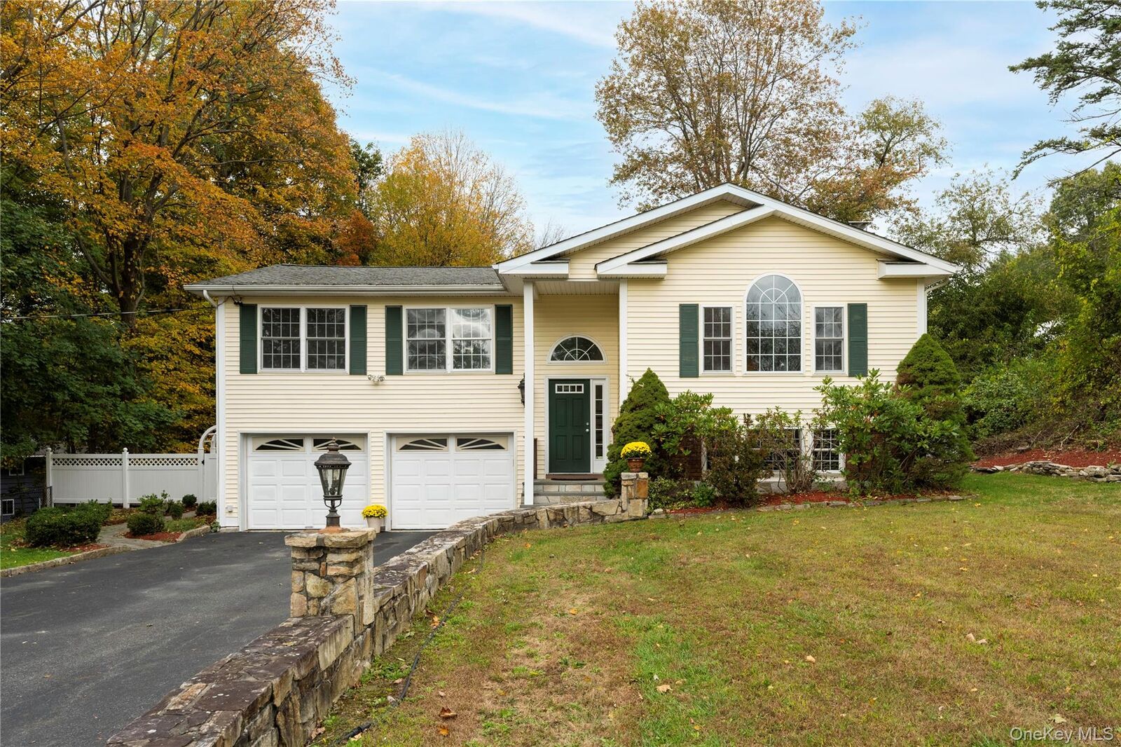 Property Photo:  11 Prince Road  NY 10541