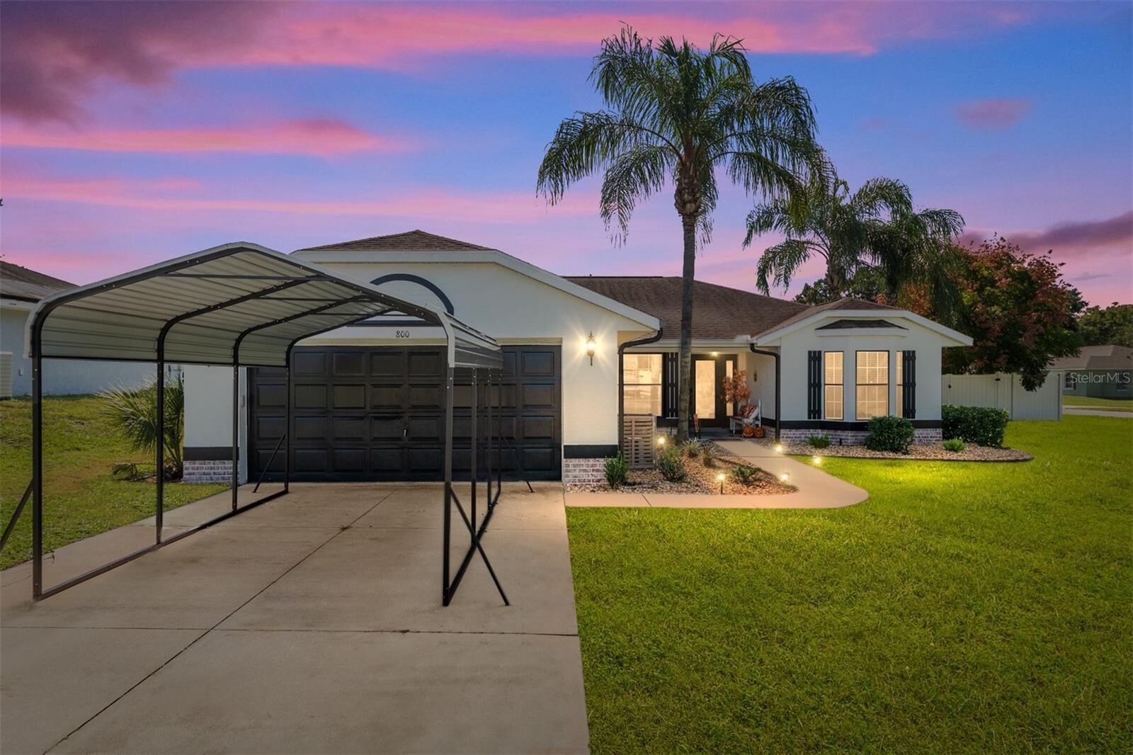 Property Photo:  800 Crestview Circle N  FL 34785 