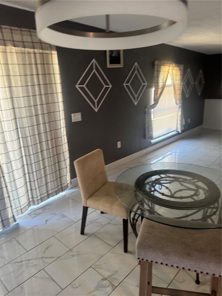 Property Photo:  1001 Ronlin Street  FL 33844 