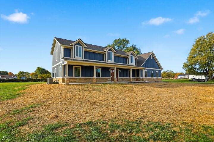 Property Photo:  731 W 600 N  IN 46184 