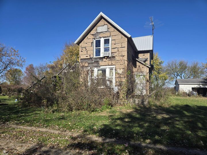 Property Photo:  7864 Yale Road  MI 48006