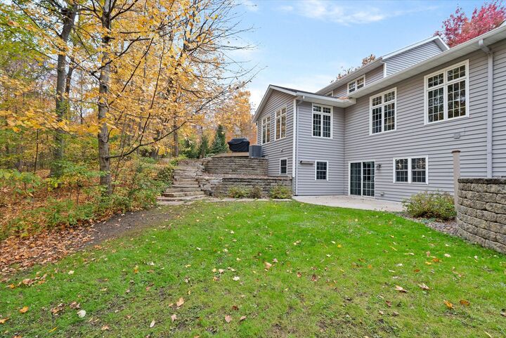 Property Photo:  2490 S River Rd  WI 53095 