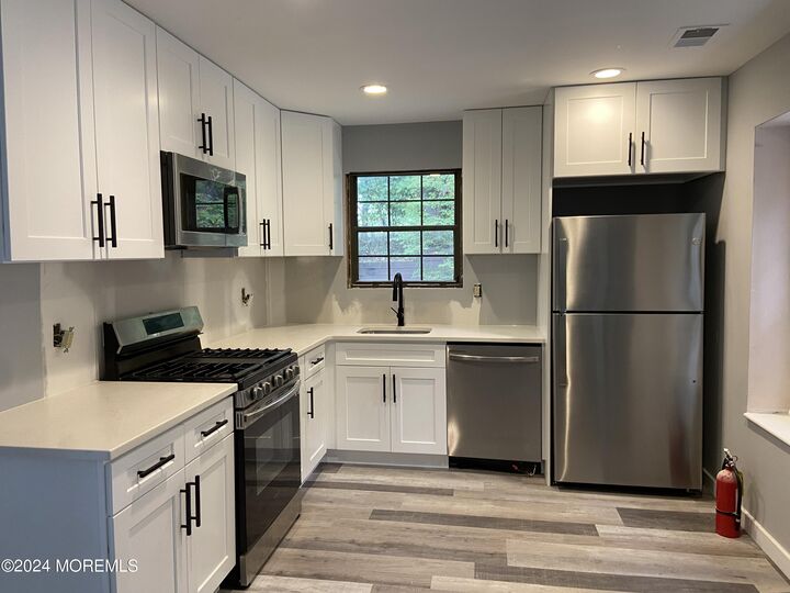 Property Photo:  87 Deptford Court  NJ 07747