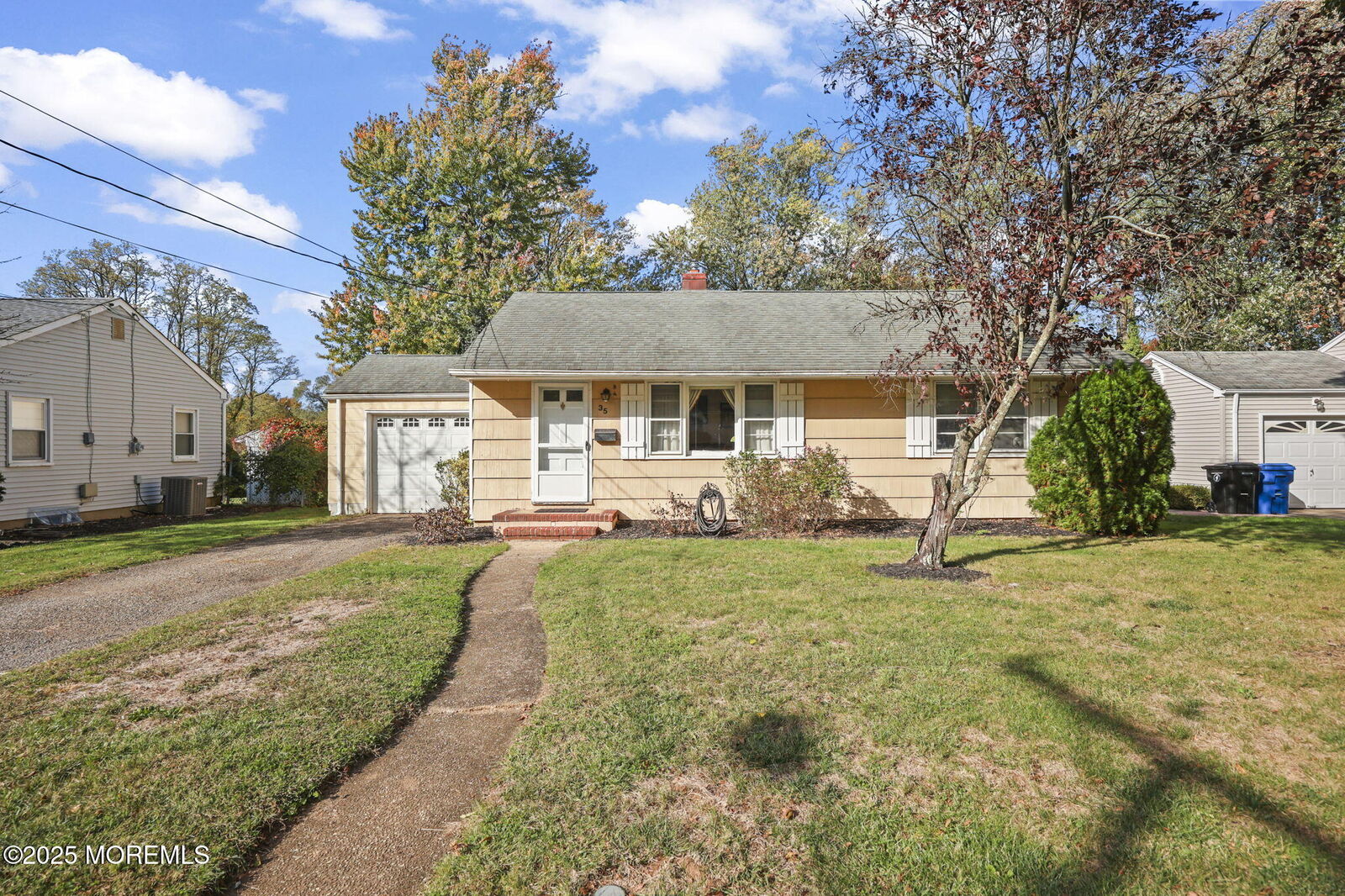 Property Photo:  35 Crestview Drive  NJ 07748 